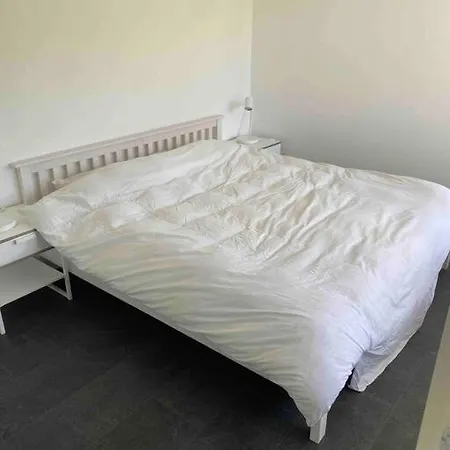 Holiday home Near With Large Private Garden - Not For Companies *